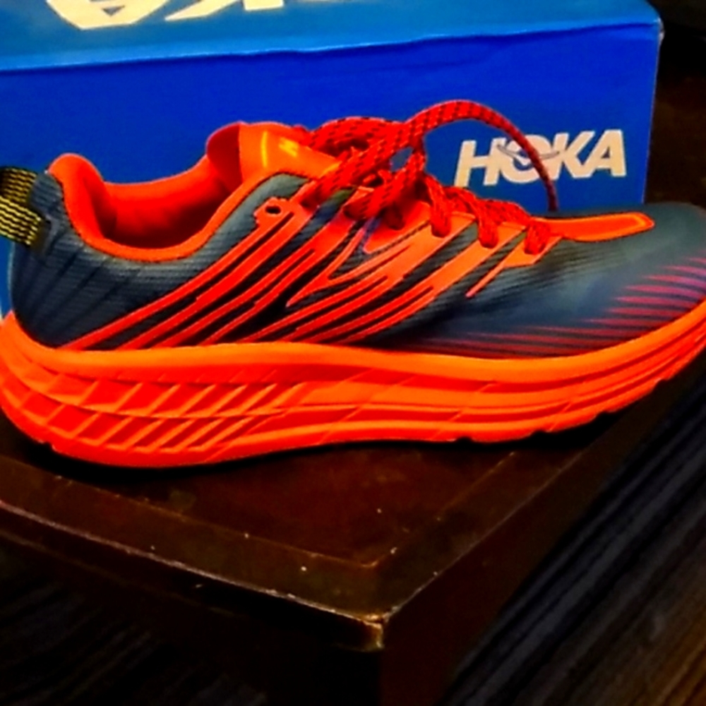 Hoka speedboat 4 womens Sneakers size 7.5